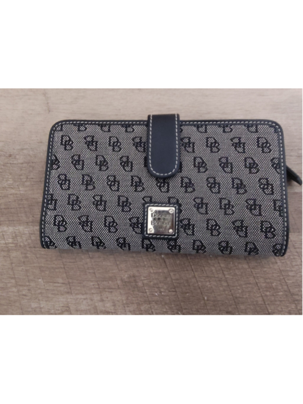 Women's Dooney & Bourke Wallet One Size Black Grey Monogram
